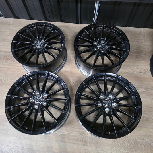 TAKESHI 武藤車藝｜GR YARIS OEM｜18x8J ET45｜5x114.3