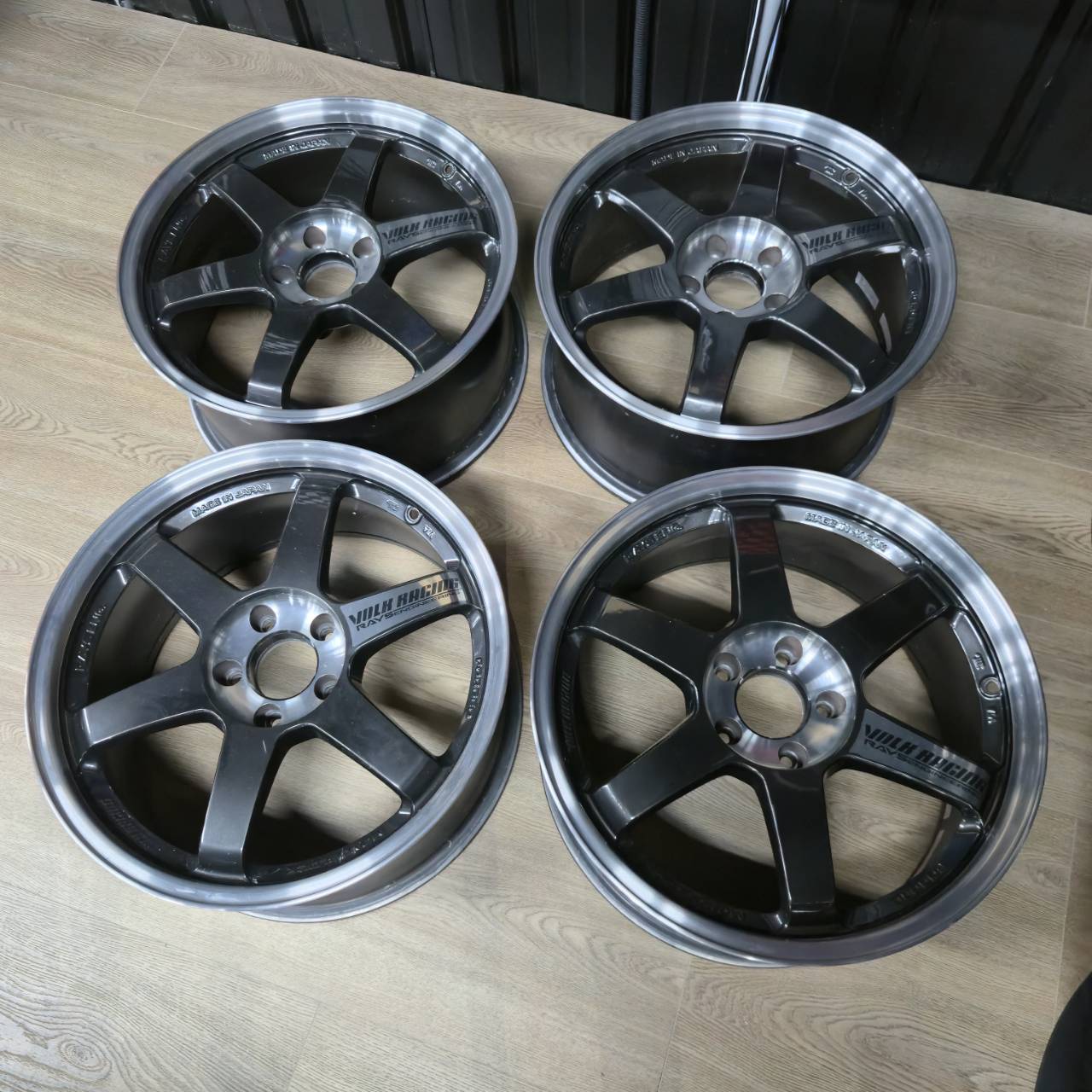 VOLK RACING｜TE37｜18x8.5J ET30｜5x114.3