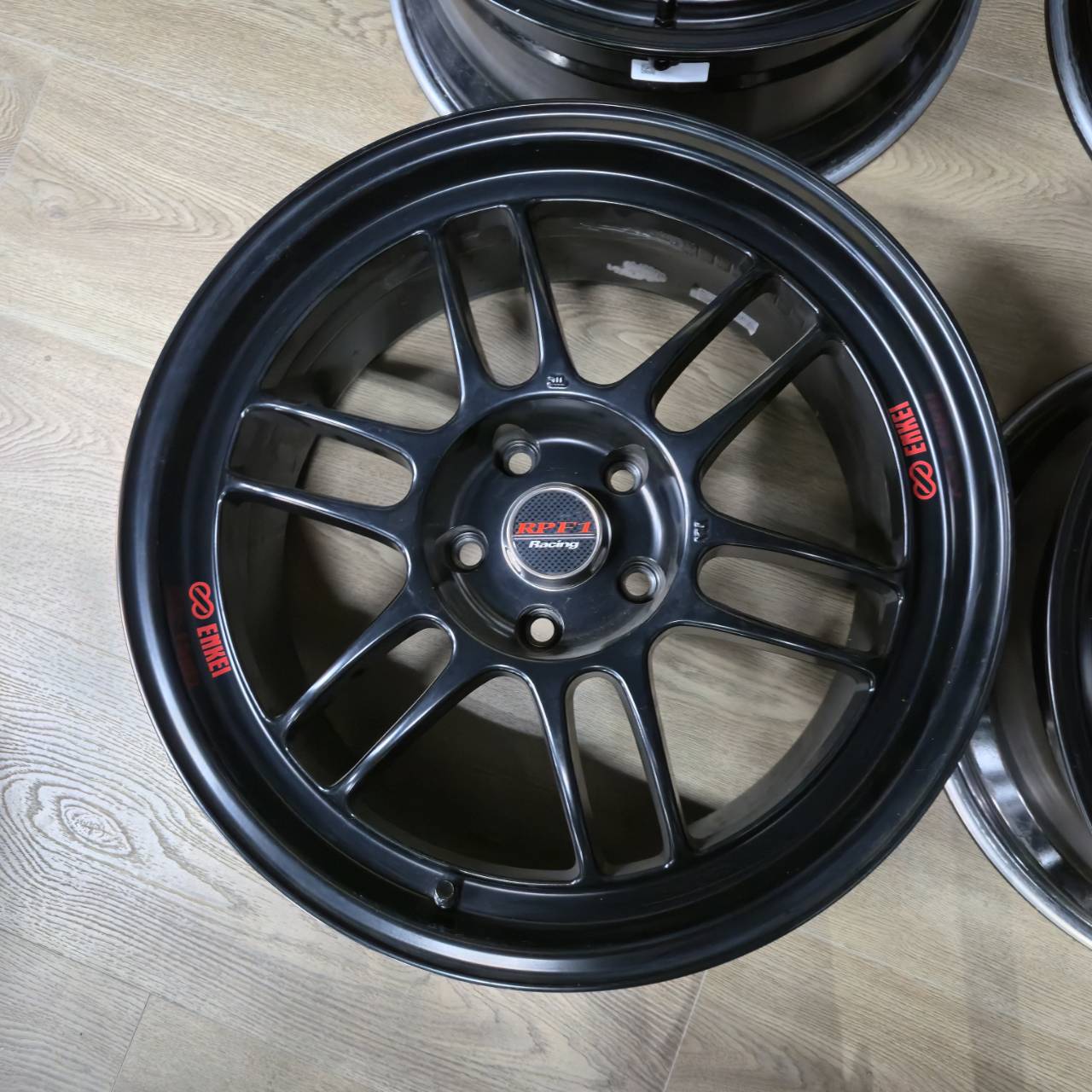ENKEI｜RPF1｜18x8.5J ET30｜5x114.3