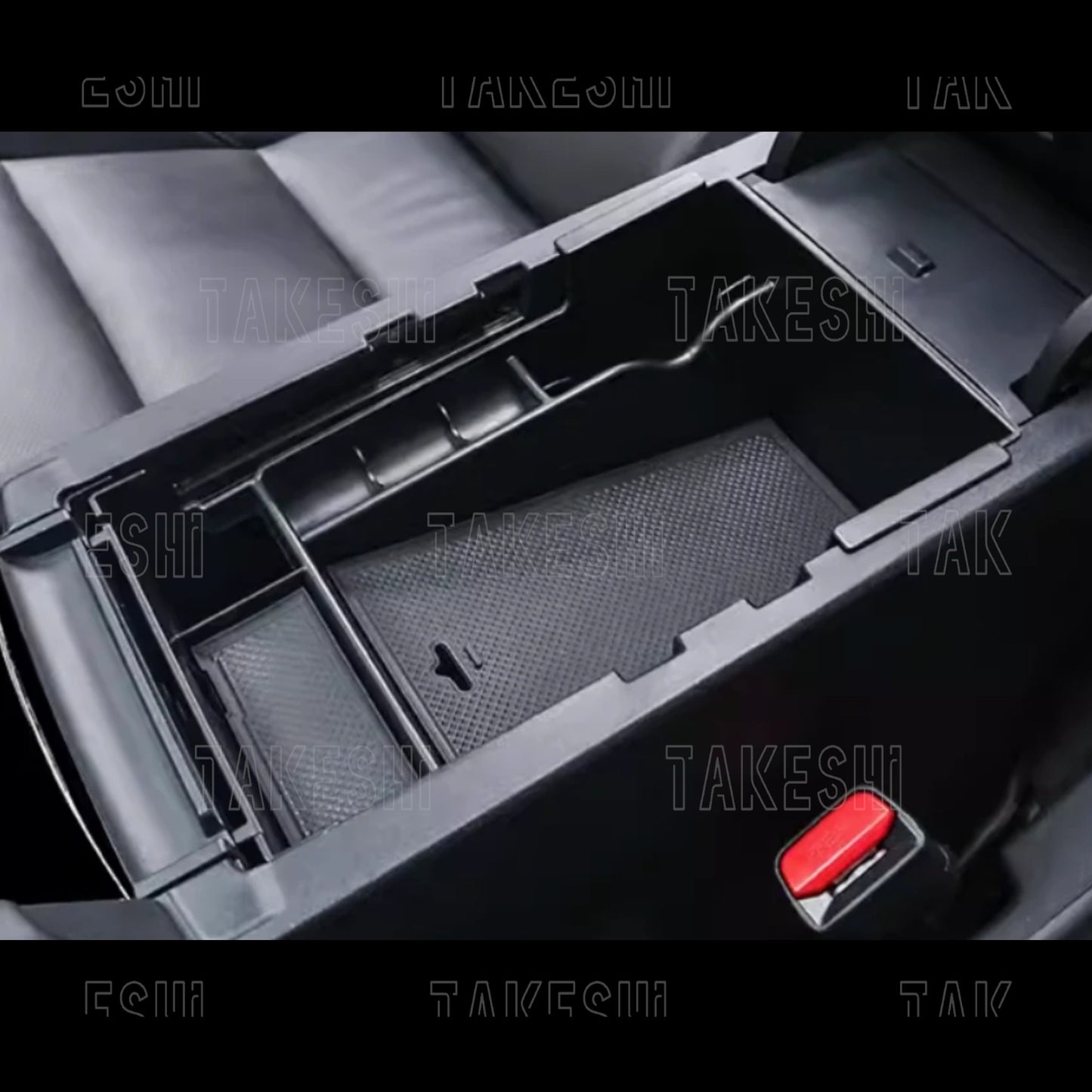 TAKESHI 武藤車藝｜19–23 MAZDA3 中央扶手收納盒｜四代馬3 專用｜雙層收納 含止滑墊