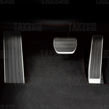 TAKESHI 武藤車藝｜19–25 MAZDA3／CX-30 原廠型金屬踏板組｜四代馬三 專用｜防滑運動踏板
